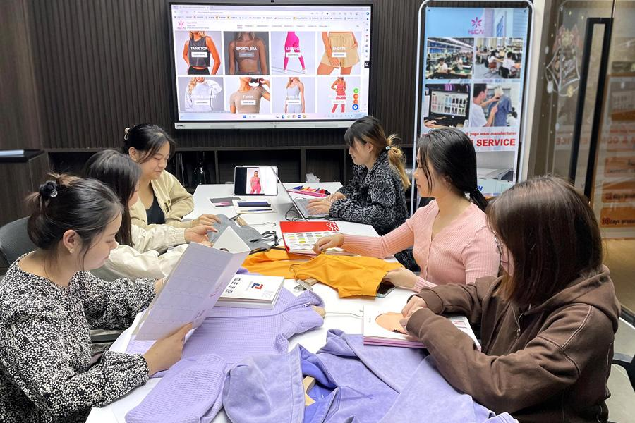OEM vs ODM Activewear Manufacturing